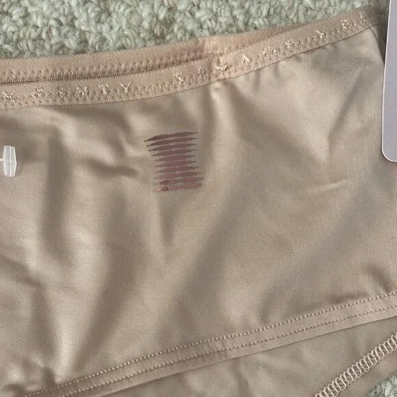 Savage X Fenty Women Nude Panty- Large - Picture 5 of 5